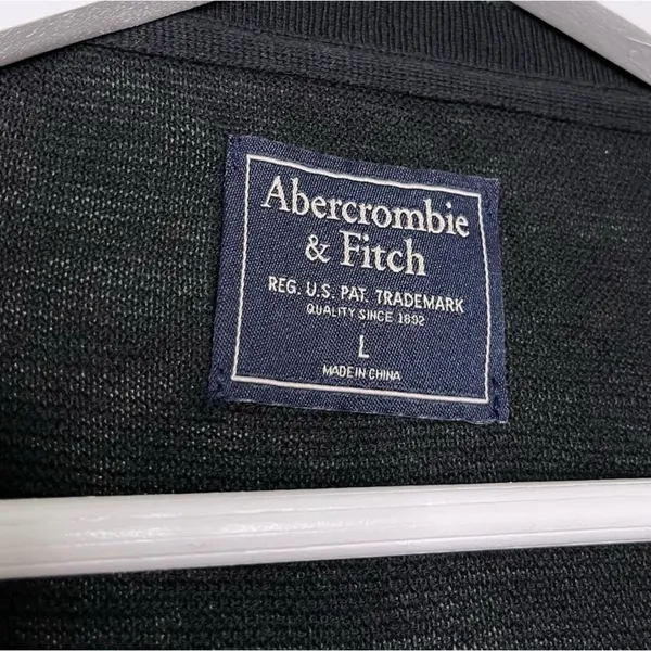 NWT Abercrombie & Fitch Women’s Sheer Knit‎ Scoop Neck Top in Black Size Large - Image 3