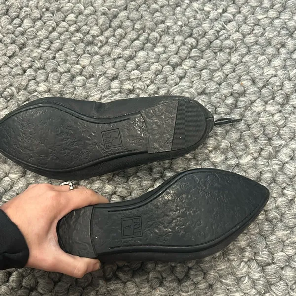 Frye Regina Ballet Flats Black Leather Pointed Toe Size 8 - Image 6