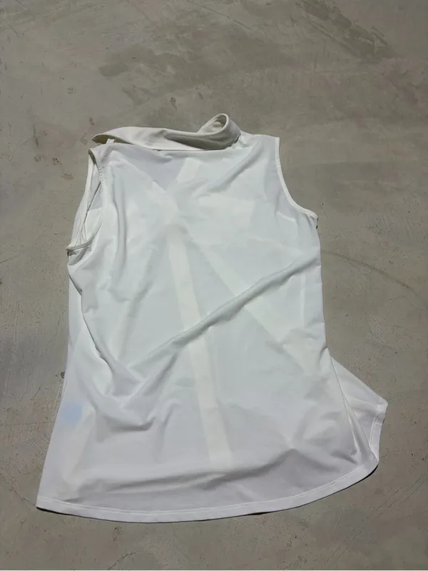 J. McLaughlin Sleeveless Button - Image 7