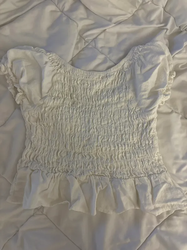 White Top Size XS - Image 3