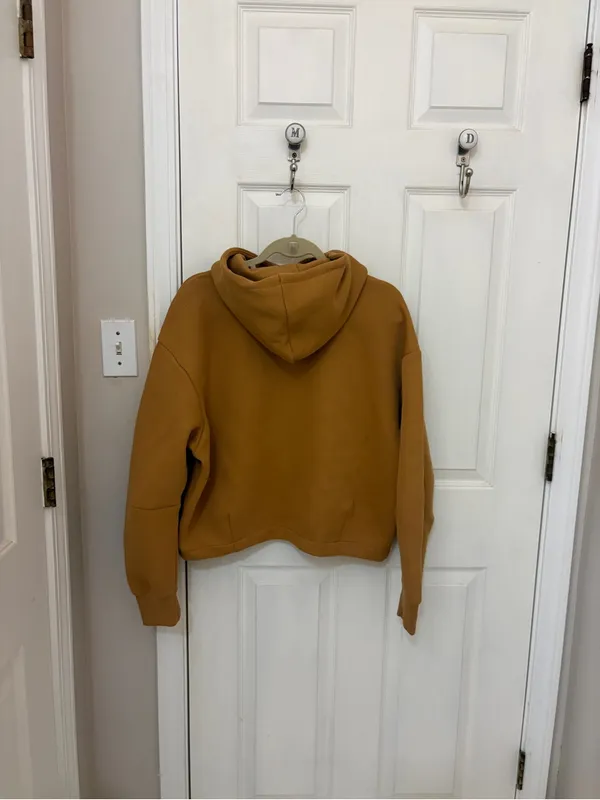 NWT!! Nike Sportswear Tech Fleece Oversized Hoodie in Flax with Black Details - Image 11