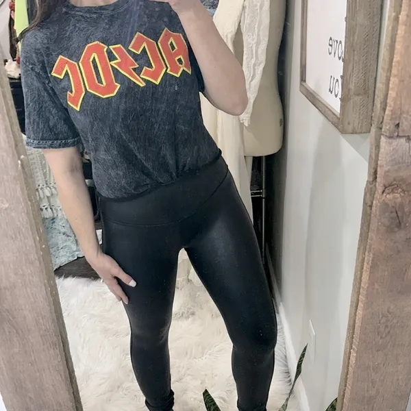 AC DC rockstar festival T-shirt size medium - Image 2