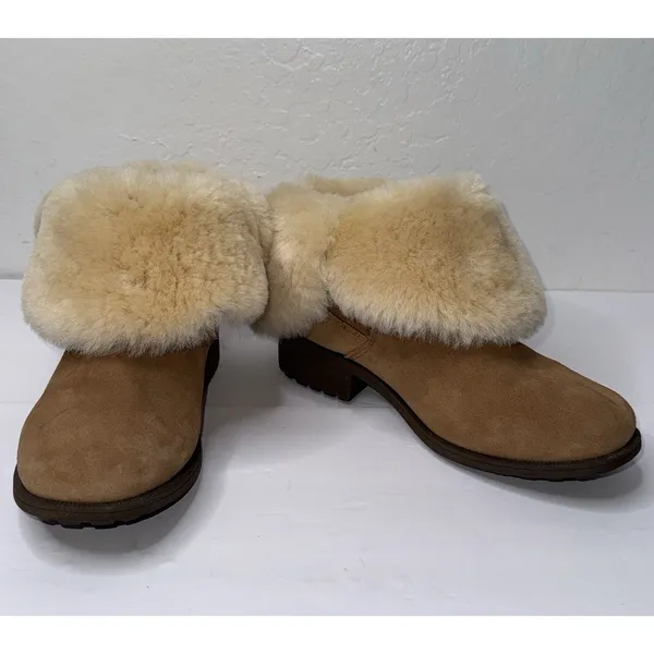 UGG BODIE Boots Suede Chestnut Women Size 9 Fold Over Warm Cozy Waterproof Girls - Image 2