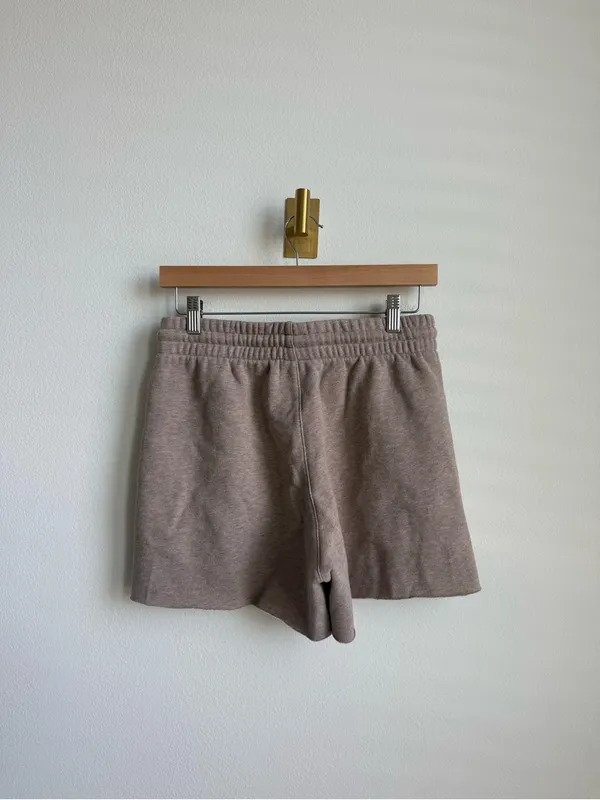 Aritzia TNA Cozy Fleece Boyfriend Sweat Shorts Tan Sweatfleece Size Small - Image 6