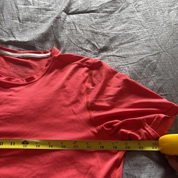 PATAGONIA Gamut‎ Shirt Top Maraschino Red Base Layer Womens Size Large Hiking - Image 5