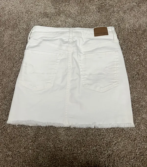 American Eagle White Jean Skirt 0 - Image 2