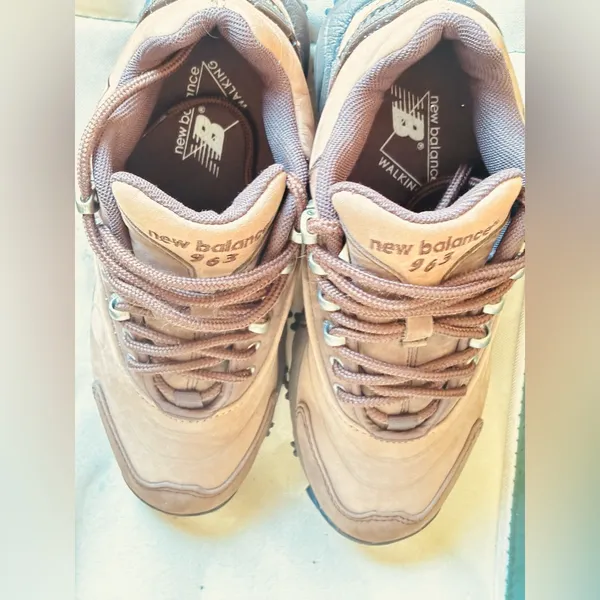 New Balance 963 Women’s Hiking Shoes - Image 3