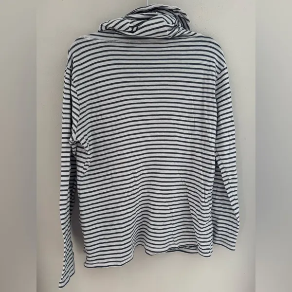 Toad & Co Size L Cowl Neck Long-Sleeved Top in white and blue - Image 3