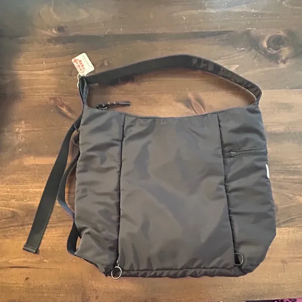 Free People No Time Zones Carryall Tote Black Nylon Gym Bag Oversized Purse - Image 3