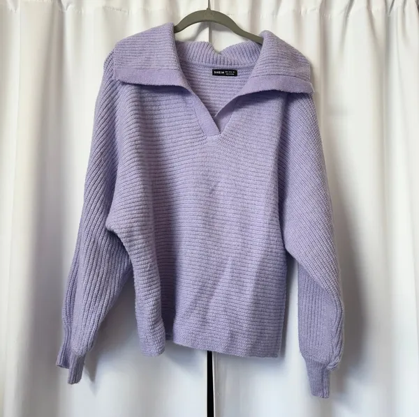 Light Purple Bishop Collar Oversized Valentine's Day Sweater Size Small - Image 3