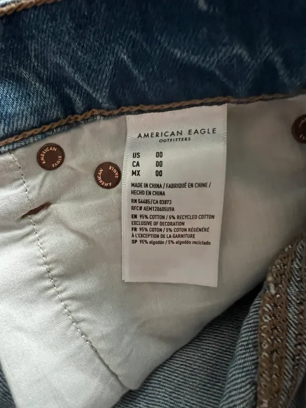 American Eagle Outfitters Shorts - Image 3
