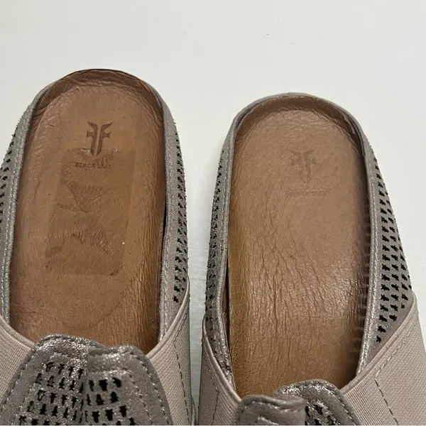 FRYE‎ Melanie Perforated Slip On Mules 9M Casual Chic Minimalist Neutral Comfort - Image 8