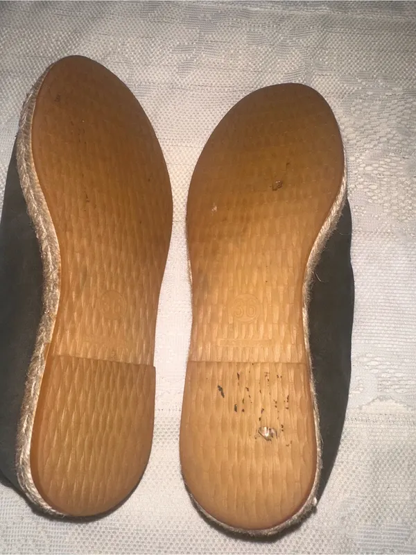 Free People dark grey Espadrille Slip-On Flats - Sz 36 EU/5.5-6 US - Image 4