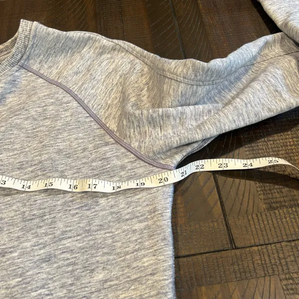 Lululemon Just Pleat It Crew neck 8 women - Image 7