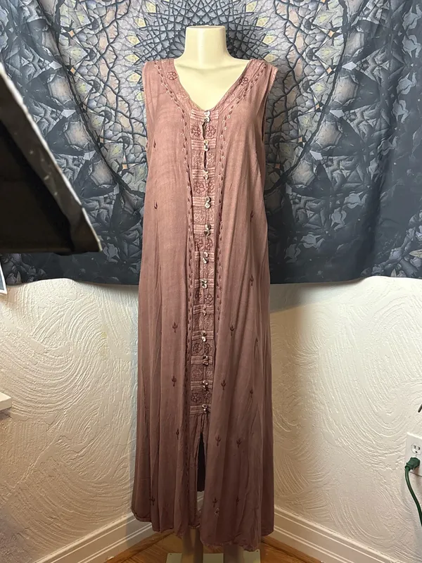 Beautiful and Unique Brown Native-Like Dress - Image 2