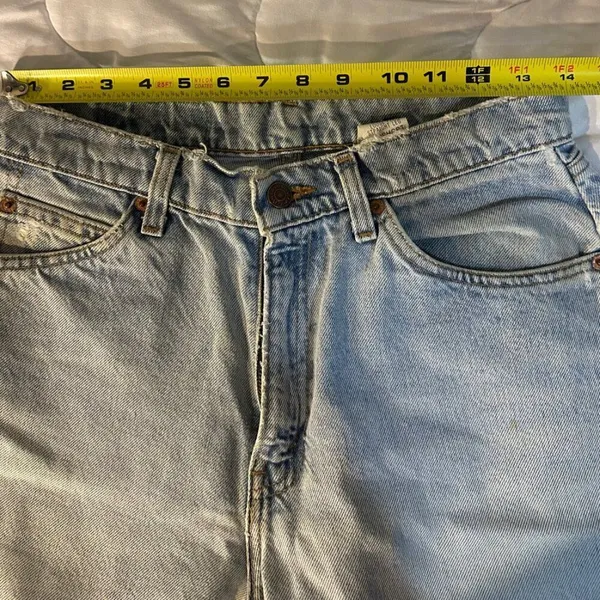 Levi’s Vintage 961 Waist 28 inches Inseam 28 inches Light Wash Loose fit 1996 - Image 6
