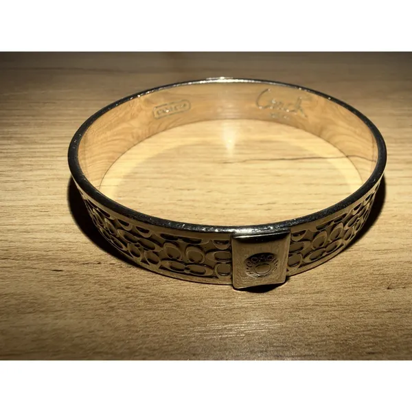Coach Gold Tone Signature Logo Pattern Bangle Bracelet Signed 8" - Image 5