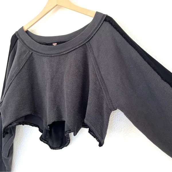 Free People Cropped Sweatshirt Grey & Black Mixed Media XS/ Small - Image 3