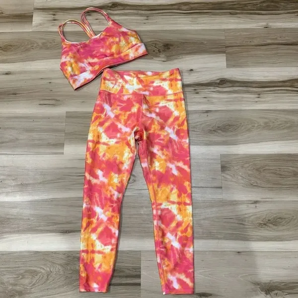 Wildfox Sweat Tie Dye Two Piece Sports Bra Leggings Pink Orange Womens Medium - Image 2