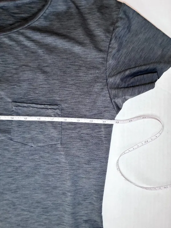 Vuori Short Sleeve Scoop Neck Pocket Tee - Classic Style - L - Heather Charcoal - Image 3