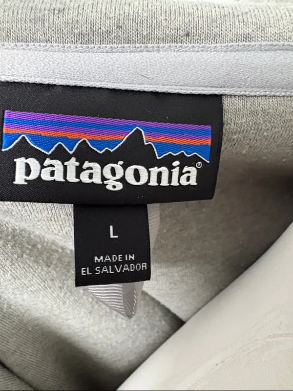 Patagonia Salt Grey Shearling Hoody Large - Image 6