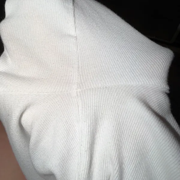 Aritzia TNA ribbed square neck white long sleeve - Image 4