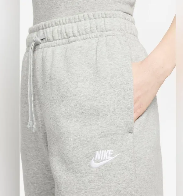Nike Sportswear Club Fleece Mid-Rise Wide-Leg Sweatpants, Size 3X New w/Tag - Image 3