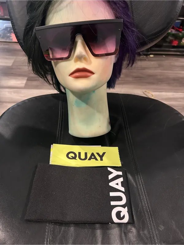 Quay Hindsight Oversized Square Shield Sunglasses - Purple Gradient New - Image 3