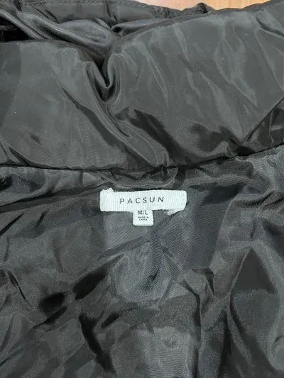 PacSun Black Cropped PufferJacket - Image 3