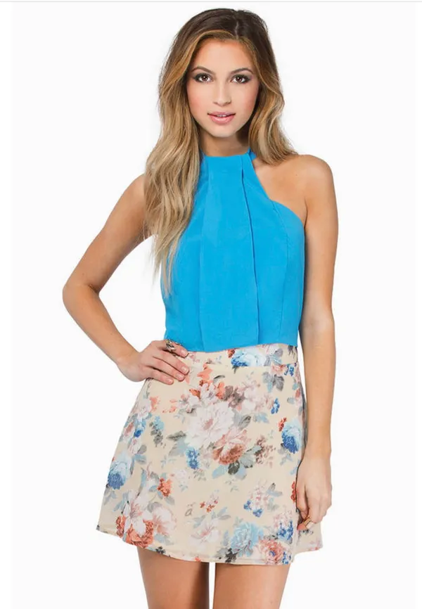 Tobi Blue Crop Top - Image 2