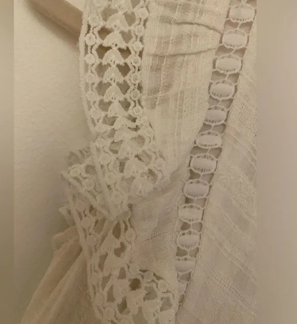 Hazel & Olive White Ruffle Trim High Neckline Short Dress Women’s Sz Small - Image 6