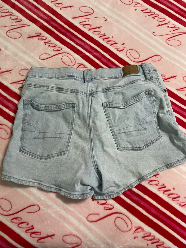 American Eagle Shorts - Image 2