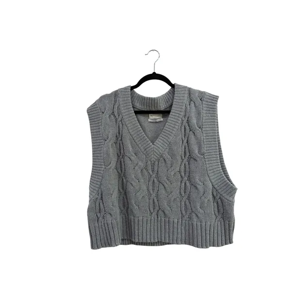 Urban Outfitters Preppy Grey Cable Knit V-Neck Sweater Vest Large Sleeveless L - Image 2