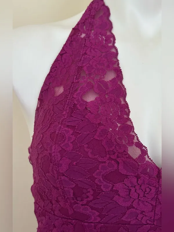 WET SEAL Rich Berry Pink Halter Top V-Neck Floral Lace Tank Top Sz M - Image 7