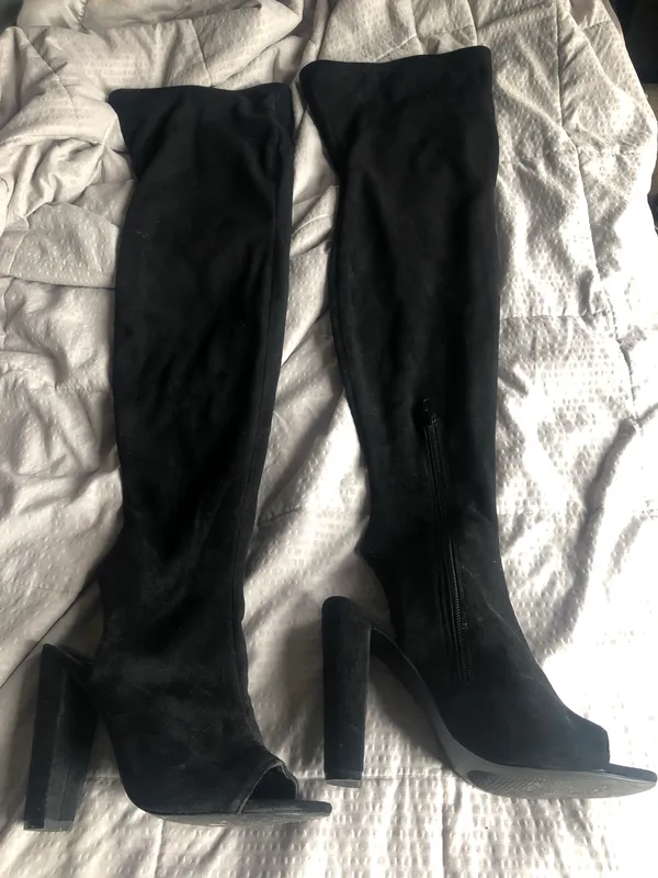 Steve Madden Open Toe  Kimmi Harness Boots - Image 4
