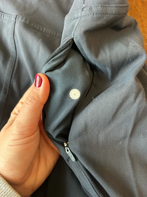 Lululemon Joggers - Image 3