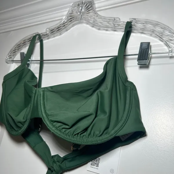 NWT Quince Italian Demi Bikini Top in palm green women's large - Image 2