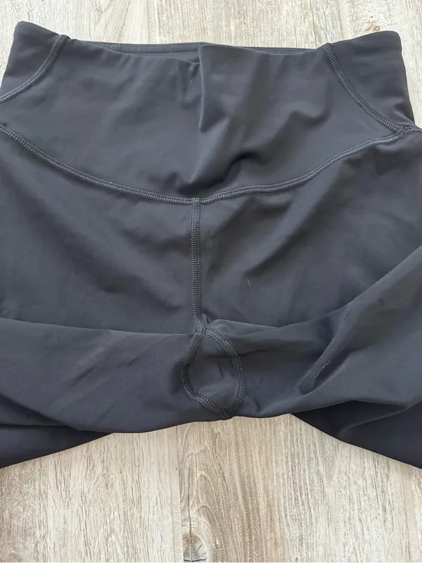 Lululemon Base Pace High-Rise Short 8" Black Size 6 NWOT - Image 13