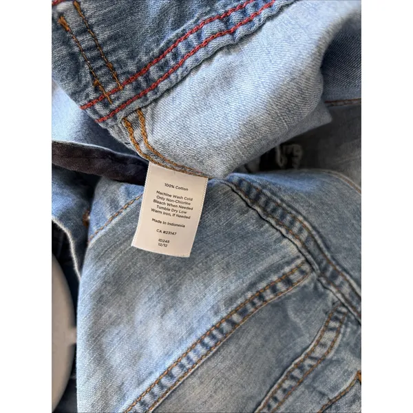 Talbots Classic Denim Trucker Jacket Womens Size L Blue Light Wash 100% Cotton - Image 6