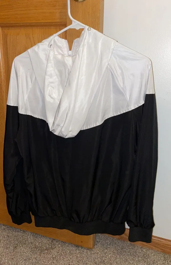 Nike Windbreaker Zip-Up - Image 2
