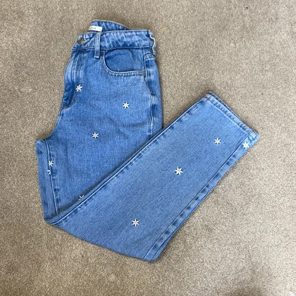 Daisy High Waisted Mom Jeans Size 26 - Image 2