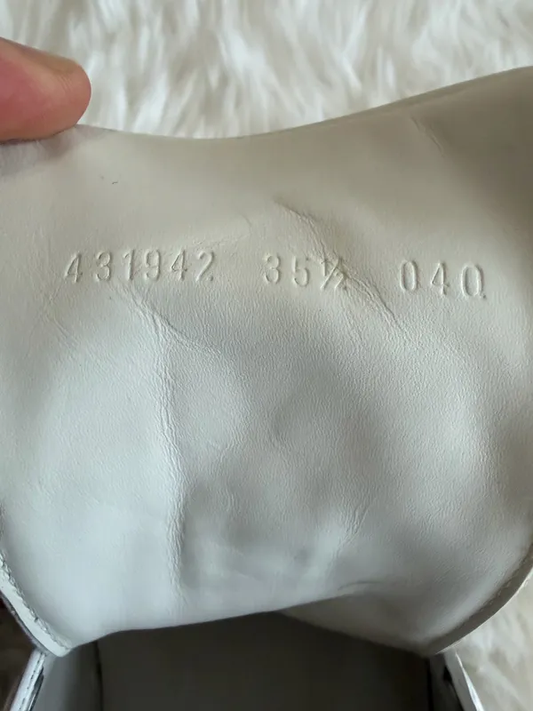 Gucci Ace sneaker with bee - Image 9