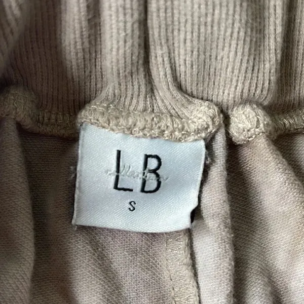 LB Collection tie dye jogger pants. Size Small. Pockets and drawstring waist. - Image 3