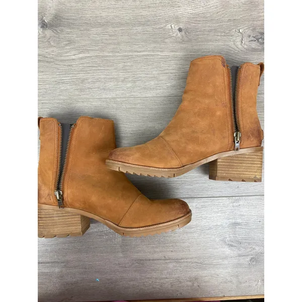 Sorel Waterproof Cate Distressed Leather Booties Sz.9 - Image 9