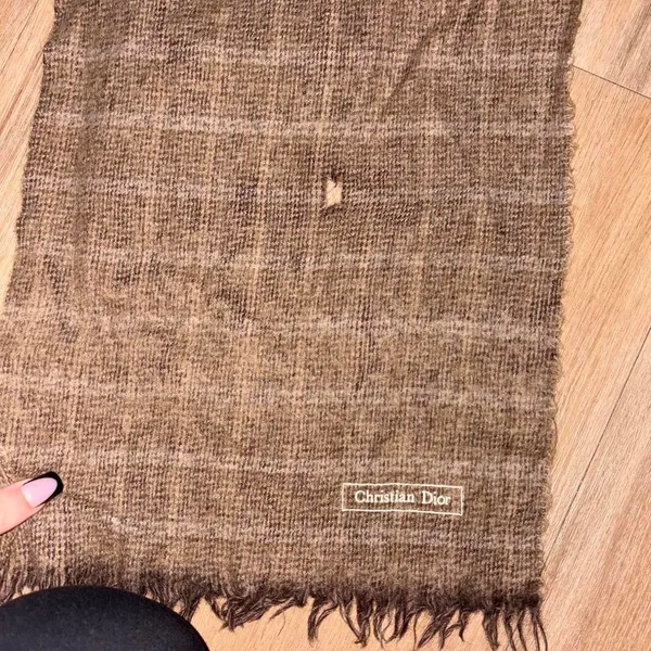 Christian Dior | Knit Wool Scarf - Image 4