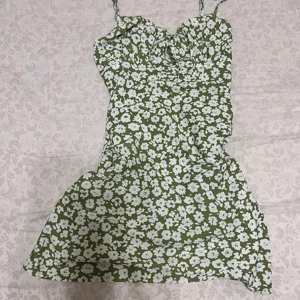 Princess Polly Green Tasmin Mini Dress - Image 2