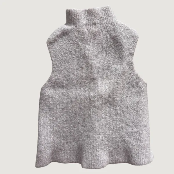 1466 | Wilfred Aritzia 100% Wool Mock‎ Neck Sweater Vest Grey Womens M - Image 2