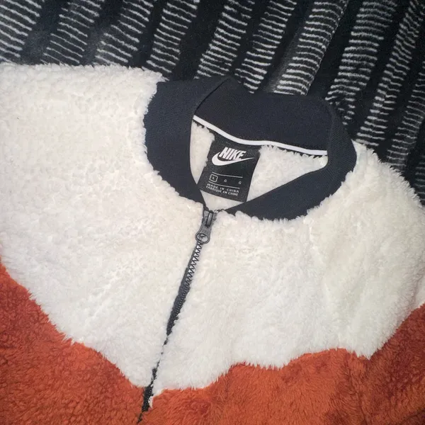 Nike Fuzzy Bomber Sweater - Image 4