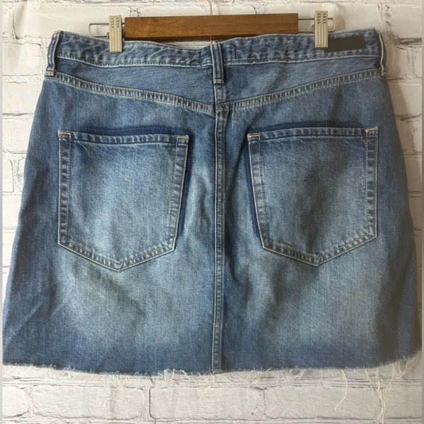 Abercrombie & Fitch Blue Denim Skirt size 32 - Image 6