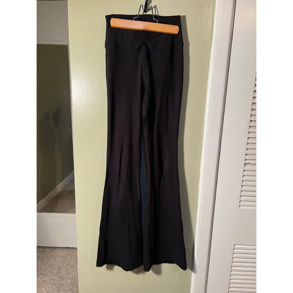 Yogalicious Women's Size Small Scrunch Front High Waist Flared Legging Black - Image 5